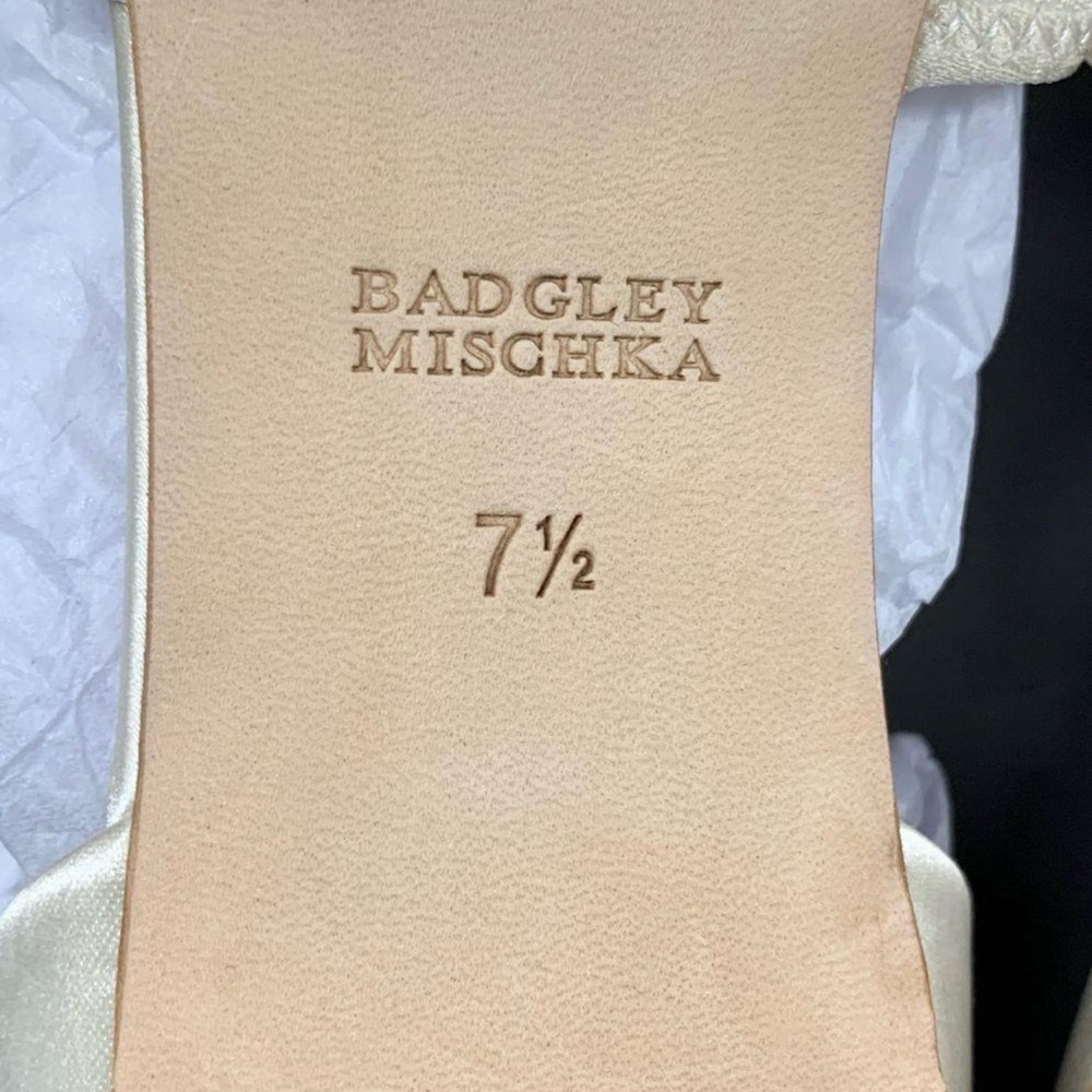 Badgley Mischka - Ivory Natalia Flats - Bridal Flats - NIB - Size 7.5 - Picture 12 of 13